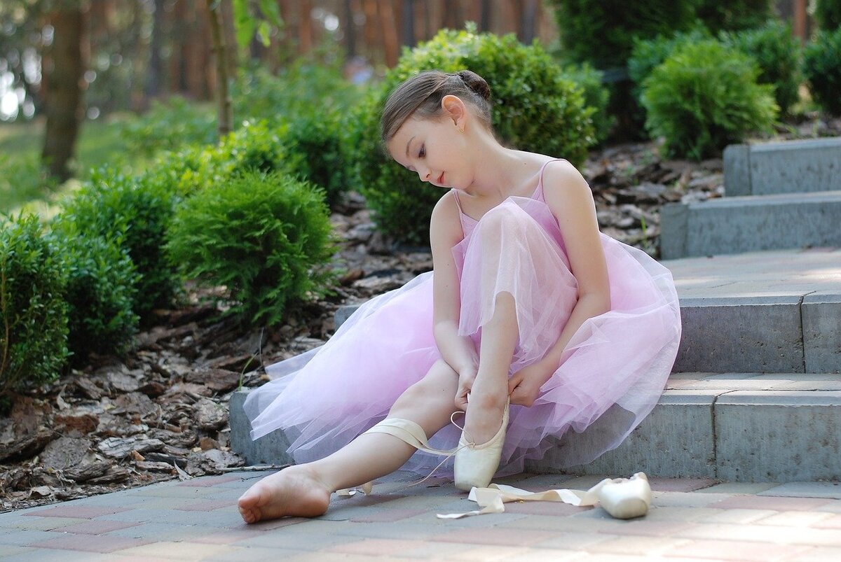 ballet-2789416_1280